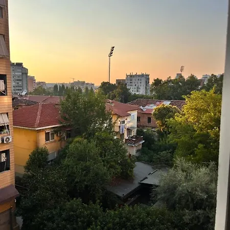Apartment Near Sheshi Wilson